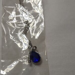 Fashion Jewelry Sapphire Blue Pendant Necklace